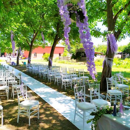 Agriturismo Corte Dei Landi Cade Luaran gambar