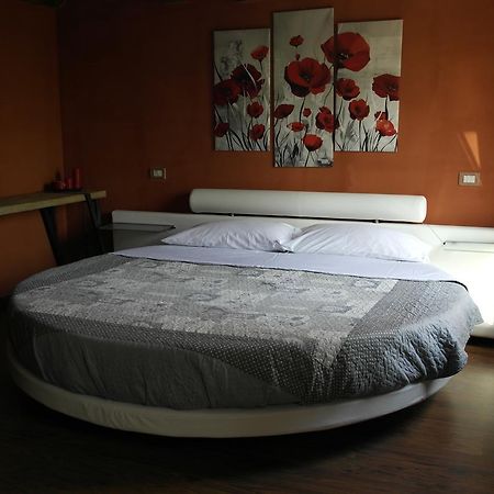 Agriturismo Corte Dei Landi Cade Luaran gambar